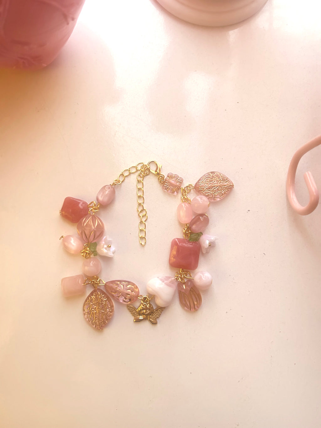 ❦𝐓𝐡𝐞 𝐃𝐞𝐯𝐨𝐭𝐞𝐝 𝐖𝐨𝐫𝐤𝐞𝐫❦