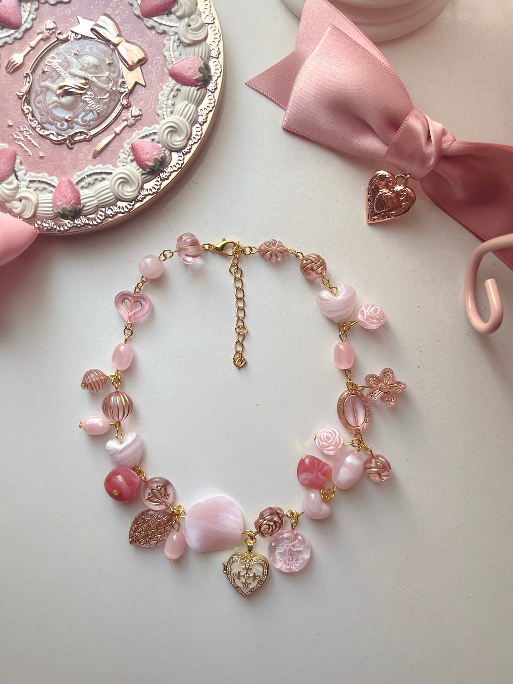 ꨄ𝐓𝐡𝐞 𝐋𝐨𝐯𝐞 𝐊𝐞𝐞𝐩𝐞𝐫ꨄ